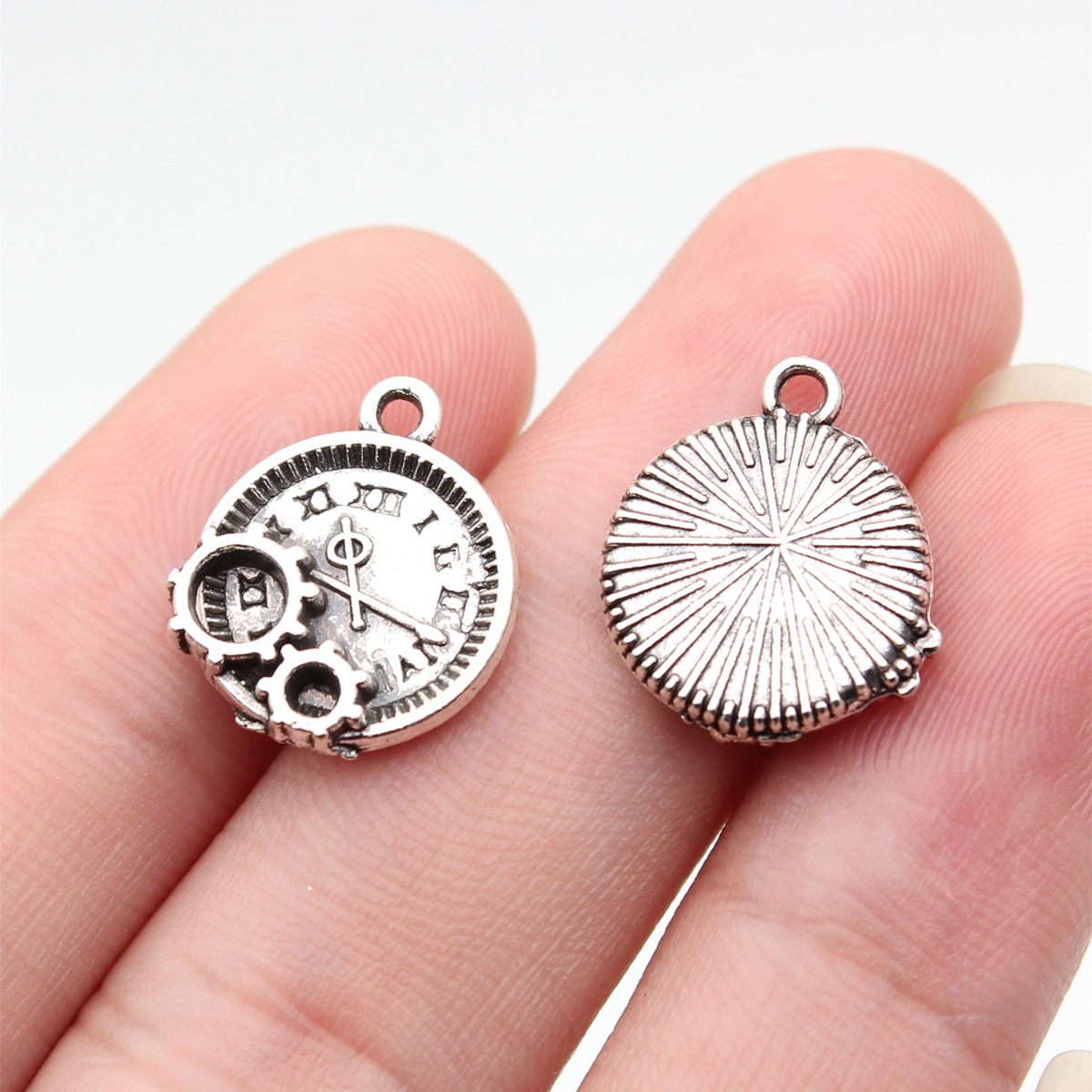 WYSIWYG 10pcs 16x14mm 2 Colors - đánh giá và giá Vintage Collectible Item