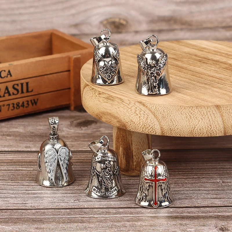 Lucky Bell Keychain Vintage Cr - đánh giá và giá Vintage Collectible Item